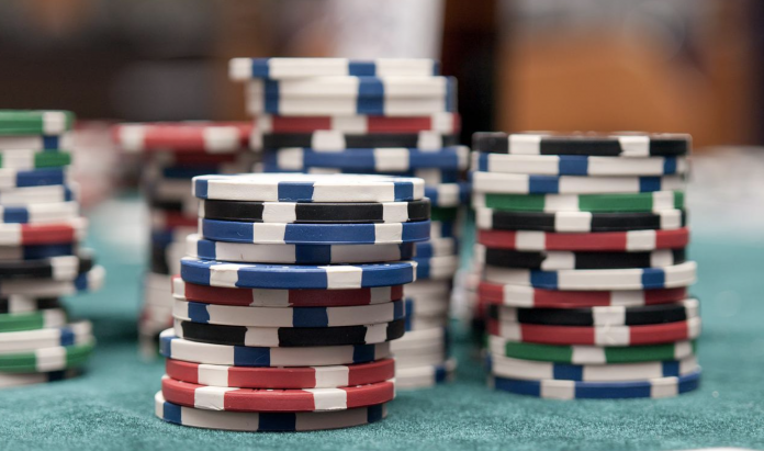 4 Reasons To Assess The Online Poker Market For Investment