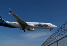 Alaska Bets on Premium Flights As Airlines Absorb 50% of Fuel Costs Alaska Bets on Premium Flights As Airlines Absorb 50% of Fuel Costs