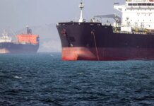 Oil drops as U.S. says deal with Iran and Hormuz reopening is near Oil drops as U.S. says deal with Iran and Hormuz reopening is near