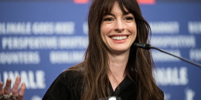 Anne Hathaway received identical ChatGPT thank you notes from every job candidate: 'absolute killer'
