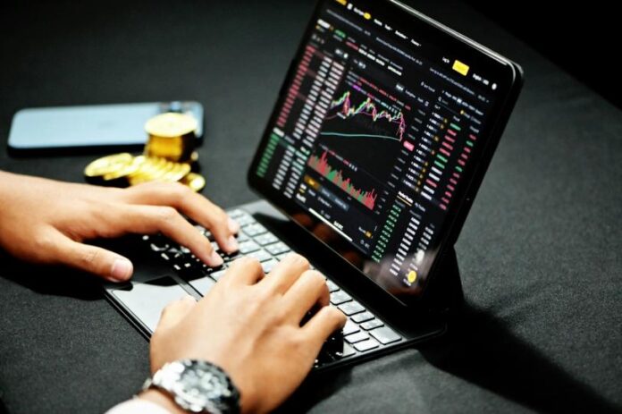 BTC-ETH-prices-drop-even-as-futures-show-growing-taste.jpg BTC, ETH prices drop even as futures show growing taste for risk. XLM, HYPE gain: Crypto Markets Today