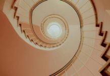 BTC price news: Bitcoin drops to $62,000 as the chip selloff deepens for a second day BTC price news: Bitcoin drops to $62,000 as the chip selloff deepens for a second day