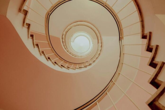 BTC-price-news-Bitcoin-drops-to-62000-as-the-chip.jpg BTC price news: Bitcoin drops to $62,000 as the chip selloff deepens for a second day