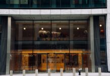 BlackRock and Fidelity are quietly turning bitcoin ETFs into a two-firm market BlackRock and Fidelity are quietly turning bitcoin ETFs into a two-firm market