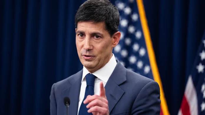 Economists-say-the-Fed-committee-will-‘act-as-a-brake.com2Fen2Fmoneywise_3272F8142e3b875b50e87a8fca8adc1a33519.webp Economists say the Fed committee will ‘act as a brake’ on Kevin Warsh’s ‘regime change’. Investors take heed