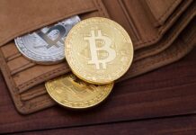 A bitcoin wallet dormant since the 2017 peak just moved $383 million A bitcoin wallet dormant since the 2017 peak just moved $383 million