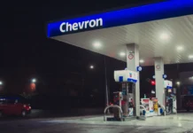 Chevron (CVX) – Among the 14 Best Blue Chip Dividend Stocks to Buy According to Hedge Funds Chevron (CVX) – Among the 14 Best Blue Chip Dividend Stocks to Buy According to Hedge Funds