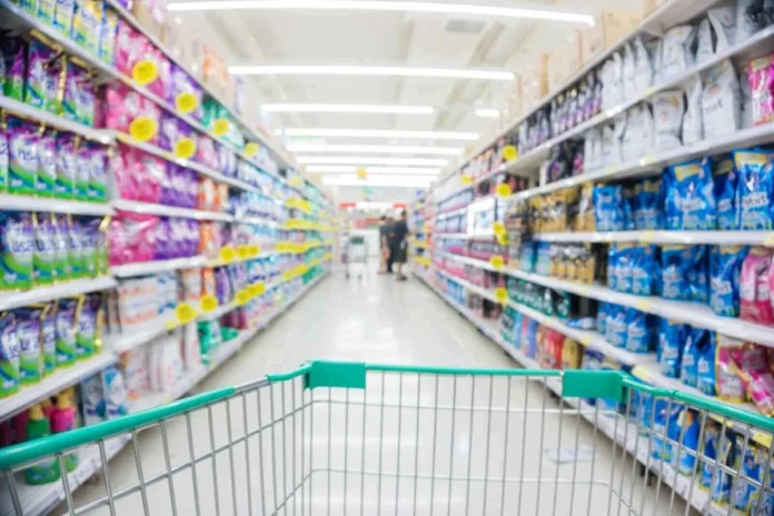Costco vs. Walmart: 1 Dividend-Paying Retail Giant Stands Above the Other