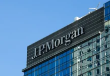 JPMorgan to pursue smaller deals in latest growth push JPMorgan to pursue smaller deals in latest growth push