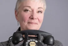 Phone Lady Mary Jane Copps Helps Young Workers Overcome Fears Phone Lady Mary Jane Copps Helps Young Workers Overcome Fears