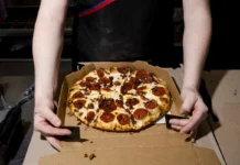 Pizza chain closing up to 50 locations after years of declines Pizza chain closing up to 50 locations after years of declines