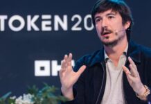 Robinhood (HOOD) slides 4% as crypto revenue sharply fell Robinhood (HOOD) slides 4% as crypto revenue sharply fell