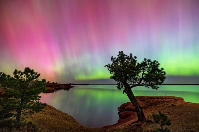 Scientists-Propose-‘StormWall-To-Stop-A-24-Trillion-Solar-Storm.jpg Scientists Propose ‘StormWall’ To Stop A $2.4 Trillion Solar Storm