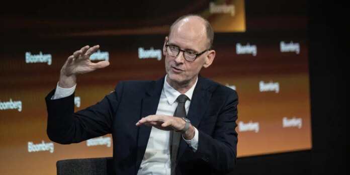 Torsten Slok: AI hasn’t delivered on productivity hype, and it means 'painful repricing' of markets