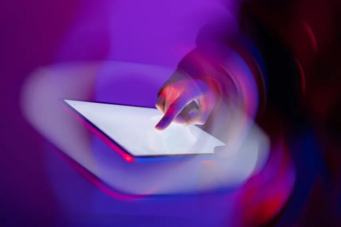 7 New AI Tools That Run a One-Person Business in 2026 — No Staff, No Code.