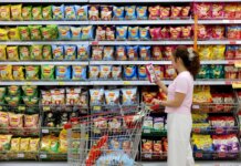 Another grocery chain quietly shuts down more stores Another grocery chain quietly shuts down more stores