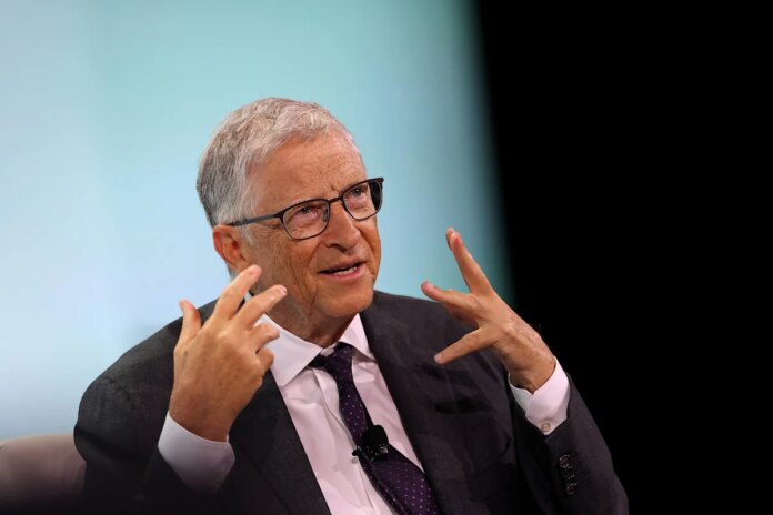 Bill Gates pulls $818M from Berkshire to buy this giant
