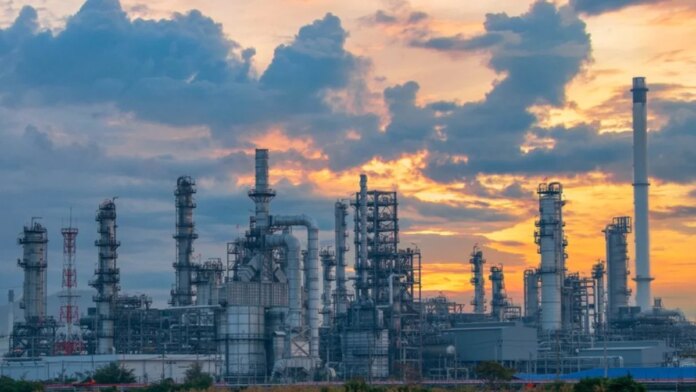 Chinese-Refiners-Snap-Up-Iraqi-Oil-as-Gulf-Supply-Routes.jpg Chinese Refiners Snap Up Iraqi Oil as Gulf Supply Routes Fracture