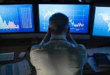 Crypto is going through a massive dot-com style shakeout as over 100 projects fold in 2026 Crypto is going through a massive dot-com style shakeout as over 100 projects fold in 2026