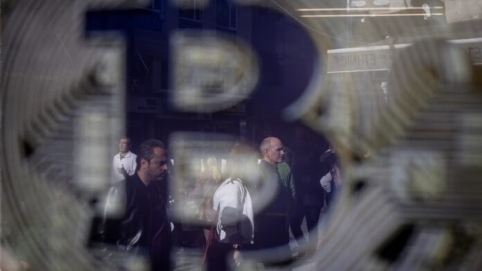 Forecasts for $1 million bitcoin price likely look too ambitious, key ratio suggests