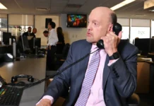 Jim Cramer says Wall Street is ‘fleeing’ AI stocks after a 7% drop — and buying Salesforce, Walmart instead Jim Cramer says Wall Street is 'fleeing' AI stocks after a 7% drop — and buying Salesforce, Walmart instead