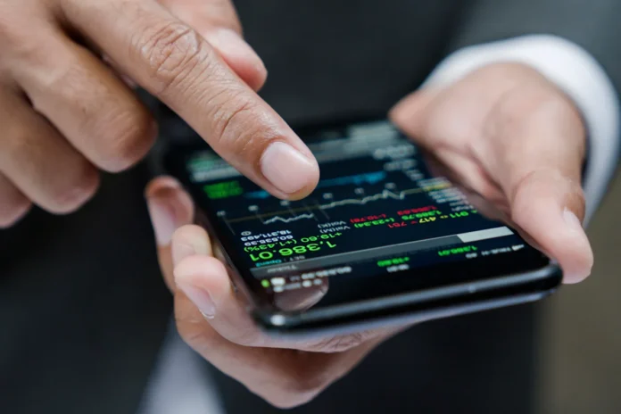 Options-trading-vs-stock-trading-Key-differences-explained.com2Fos2Fcreatr-uploaded-images2F2024-102F92152550-871f-11ef-abff-5c3df13cd1e.webp Options trading vs. stock trading: Key differences explained