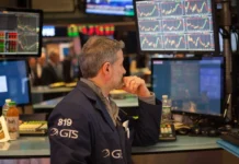 Stocks Set for Muted Open as Oil Rises on Hormuz Uncertainty, U.S. Inflation Data Awaited Stocks Set for Muted Open as Oil Rises on Hormuz Uncertainty, U.S. Inflation Data Awaited