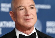 There are a record 3,795 billionaires in the world right now—and just like Jeff Bezos, their favorite investments are sports and philanthropy There are a record 3,795 billionaires in the world right now—and just like Jeff Bezos, their favorite investments are sports and philanthropy