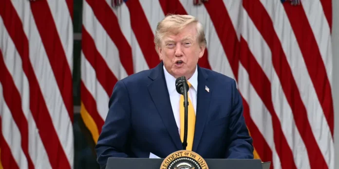 Trump-Says-Lake-Ontario-Is-Now-Lake-America.webp Trump Says Lake Ontario Is Now 'Lake America'