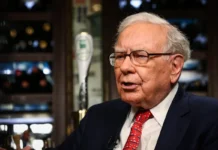 Warren Buffett keeps pointing at the same ETF for a reason Warren Buffett keeps pointing at the same ETF for a reason