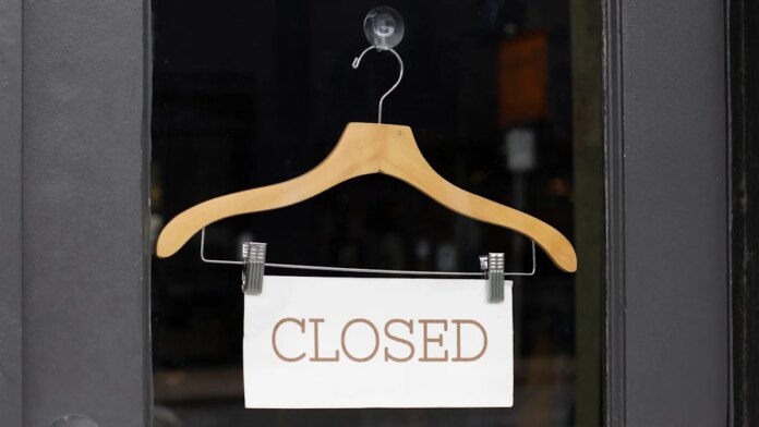 49-year-old clothing chain closing stores as its shoppers shrink