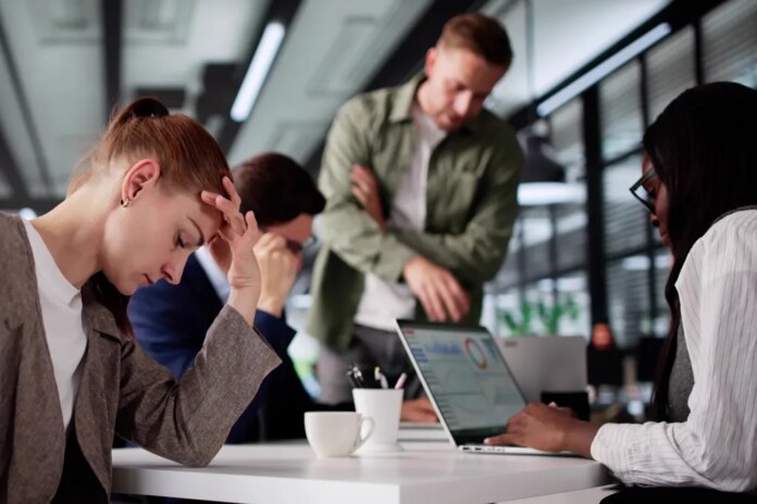 7 Quiet Signs Your Company Culture Is Falling Apart