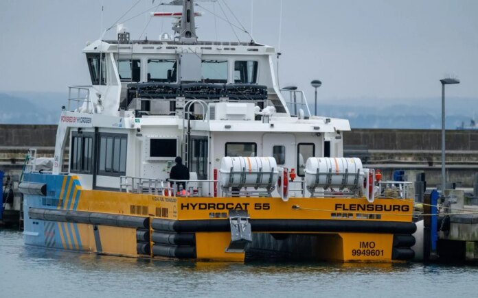 A-Hydrogen-Retrofit-That-Cuts-Ship-Emissions-Now-Not-By.jpg A Hydrogen Retrofit That Cuts Ship Emissions Now, Not By 2050