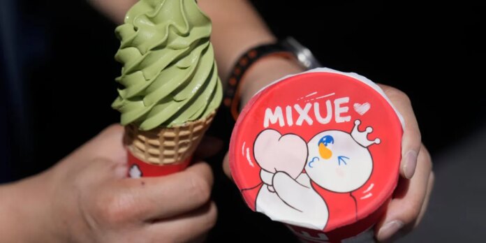 Despite-US-China-political-tension-fast-food-chains-from-both-countries.jpg Despite US-China political tension, fast food chains from both countries gain popularity overseas