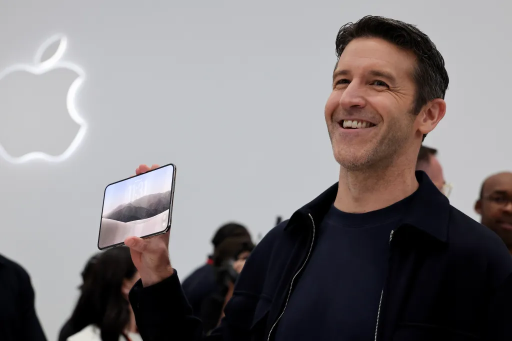 Ternus holds the iPhone Duo. Photo by Benjamin Fanjoy/Getty Images