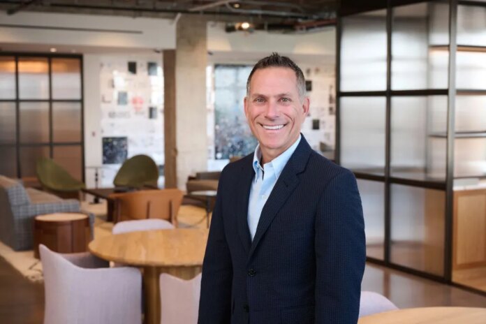 How to Think Like an Entrepreneur, According to Alec Litowitz