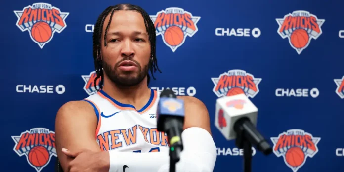 Jalen-Brunson-Said-Having-the-Right-Friends-Kept-Him-Focused.webp Jalen Brunson Said Having the Right Friends Kept Him Focused on His Goals
