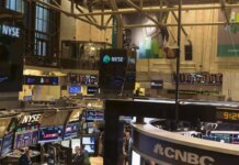 Stocks Settle Lower as Bond Yields Surge Stocks Settle Lower as Bond Yields Surge