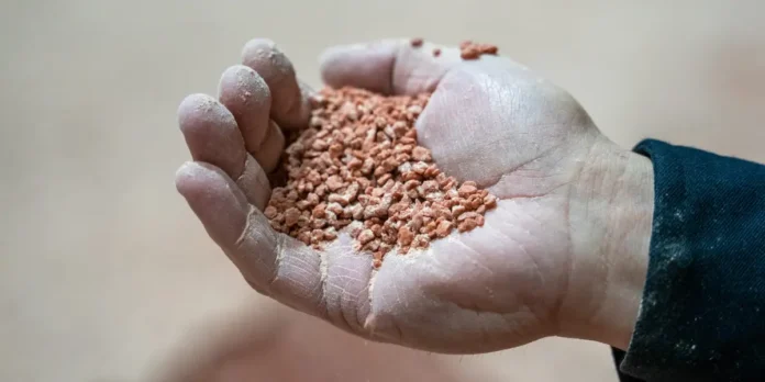 Trumps-Belarus-Potash-Plan-Draws-Warning-Over-Russia-Route.webp Trump's Belarus Potash Plan Draws Warning Over Russia Route